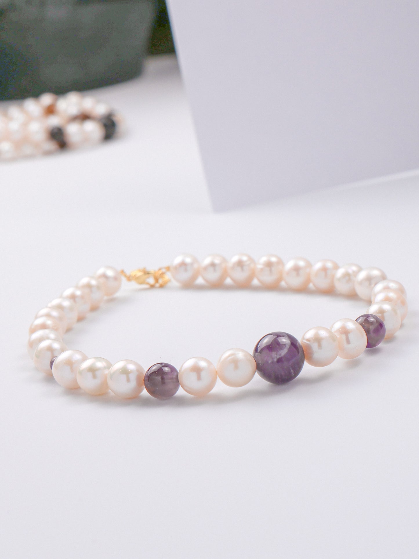 Nova - Calm Energy Necklace