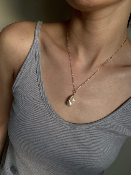 Baroque Pearl Pendant